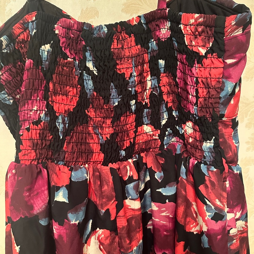 Torrid Size 20 Floral Red and Black Women's Dress - Picture 3 of 4
